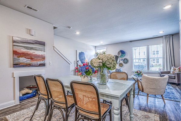 dining room at Blu South Apartments