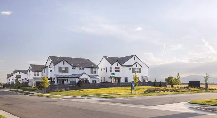 building/exterior at VellaTerra Apartments