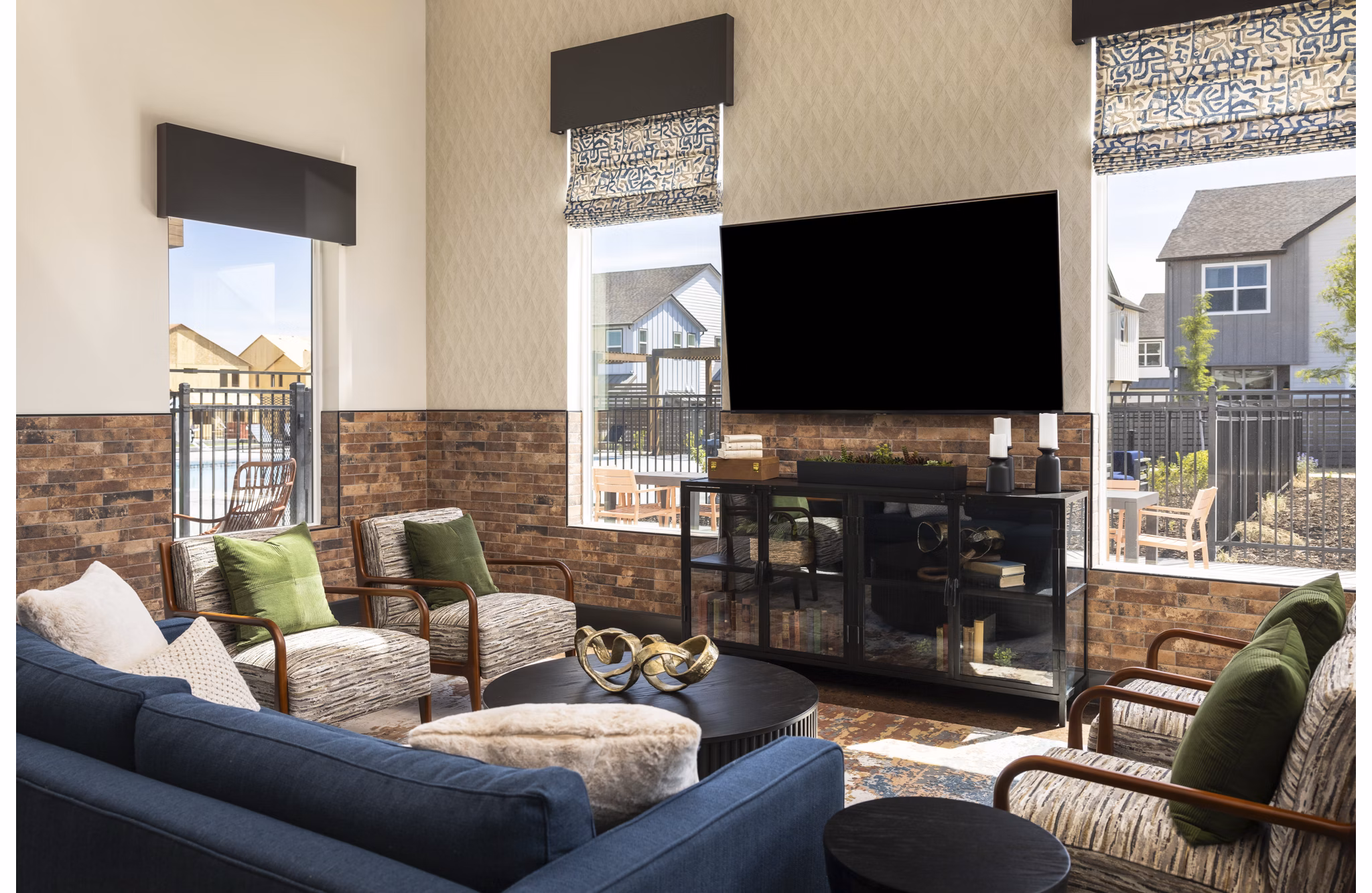 clubhouse at VellaTerra Apartments 