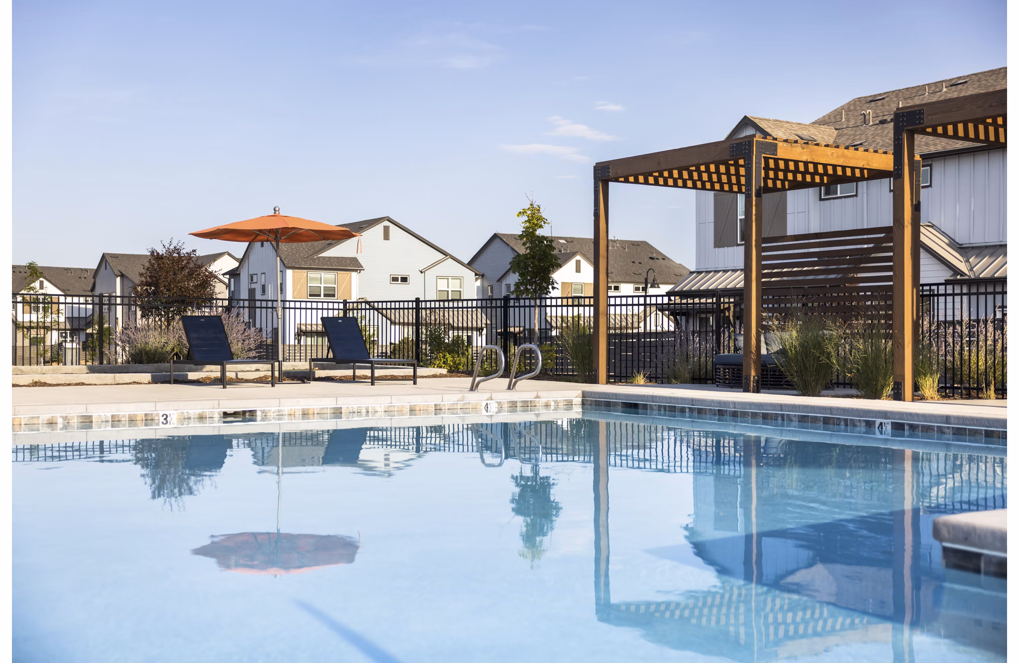 Pool at Vella Terra Apartments