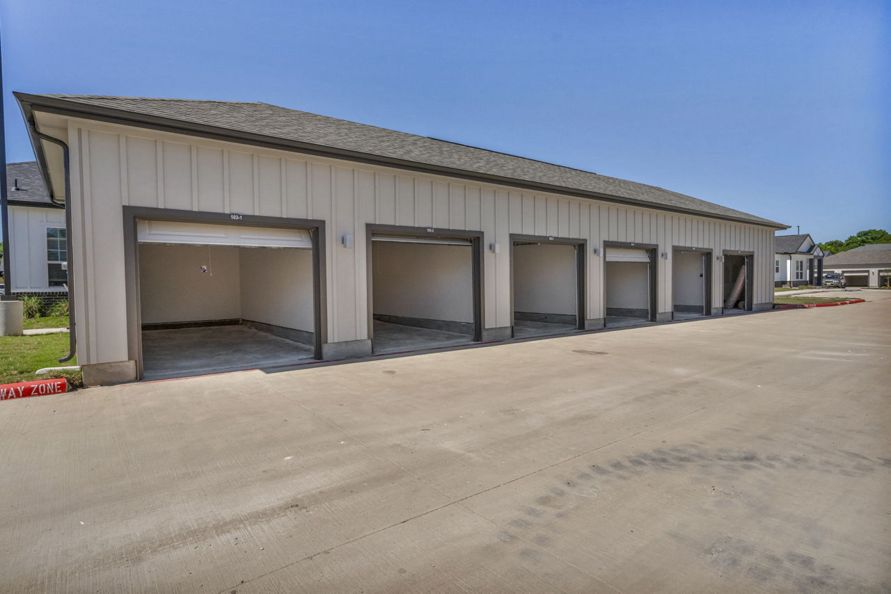 Preserve At Highway 6 Fresno Tx 4 of 12