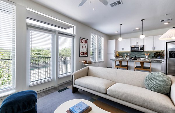 living room at Windsor Commons Apartments