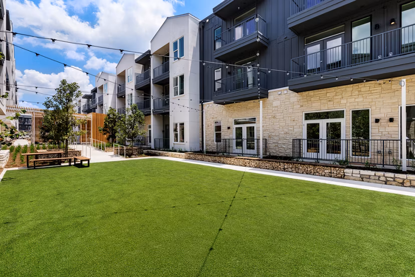 playground at Windsor Commons Apartments