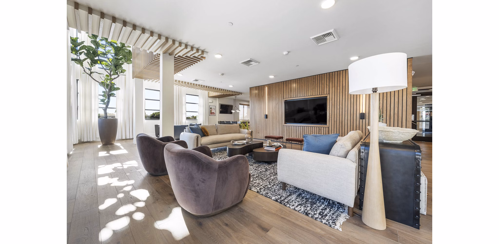 clubhouse at Broadstone 7th Street Apartments