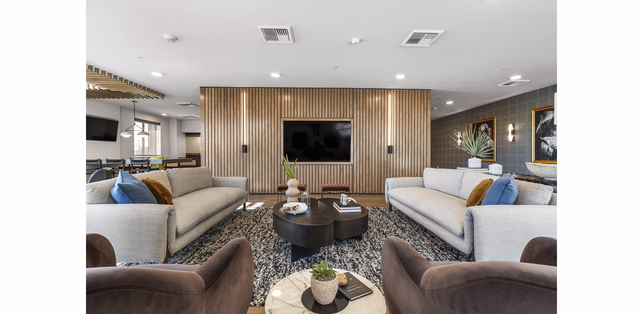 clubhouse at Broadstone 7th Street Apartments