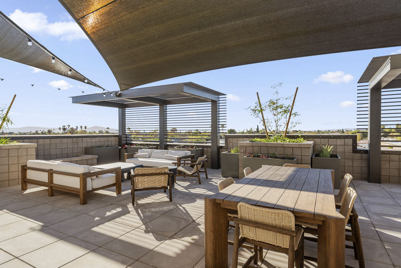 Roof deck at Market Main