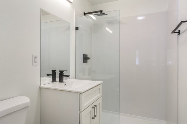 bathroom at Fremont City Center Apartments