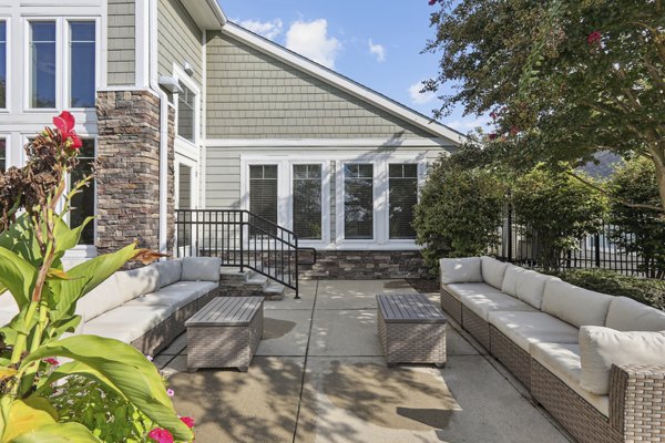 patio at Cherry Knoll Apartments