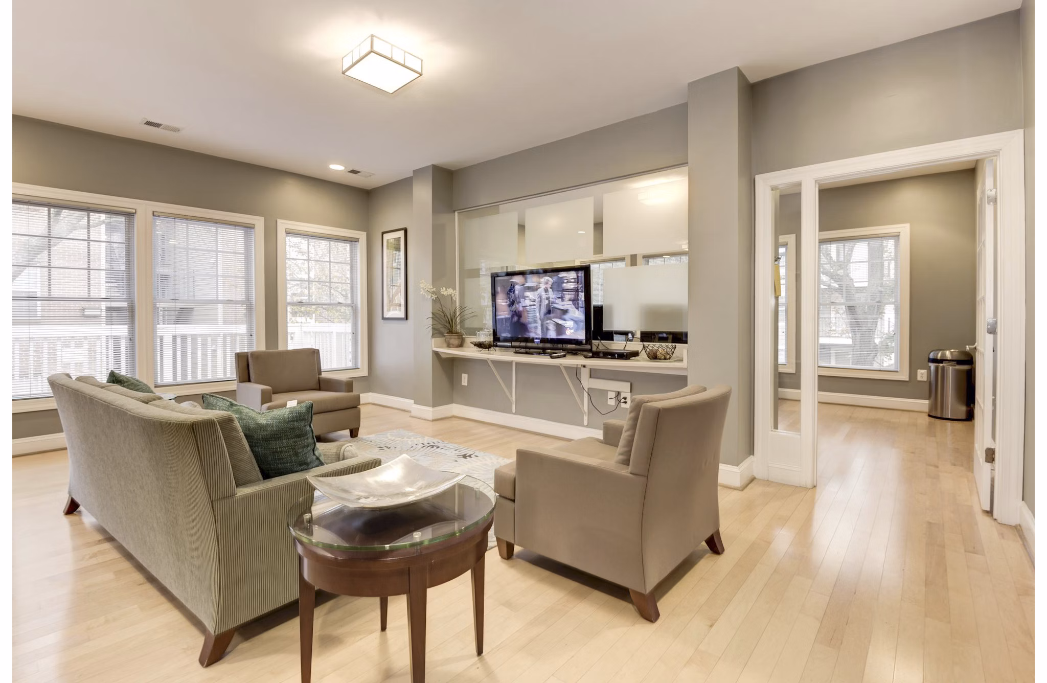 clubhouse at Henley at Kingstowne Apartments