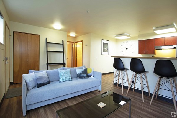 living room at Radford Court Apartments