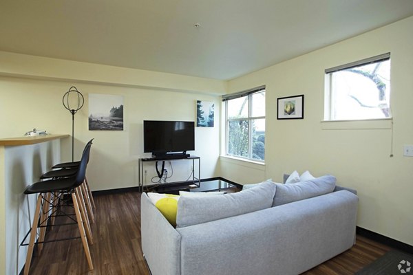living room at Radford Court Apartments
