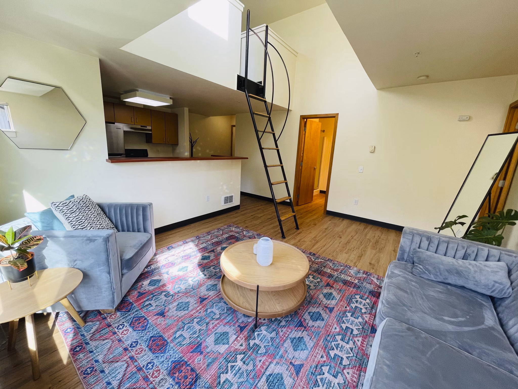 living room at Radford Court Apartments