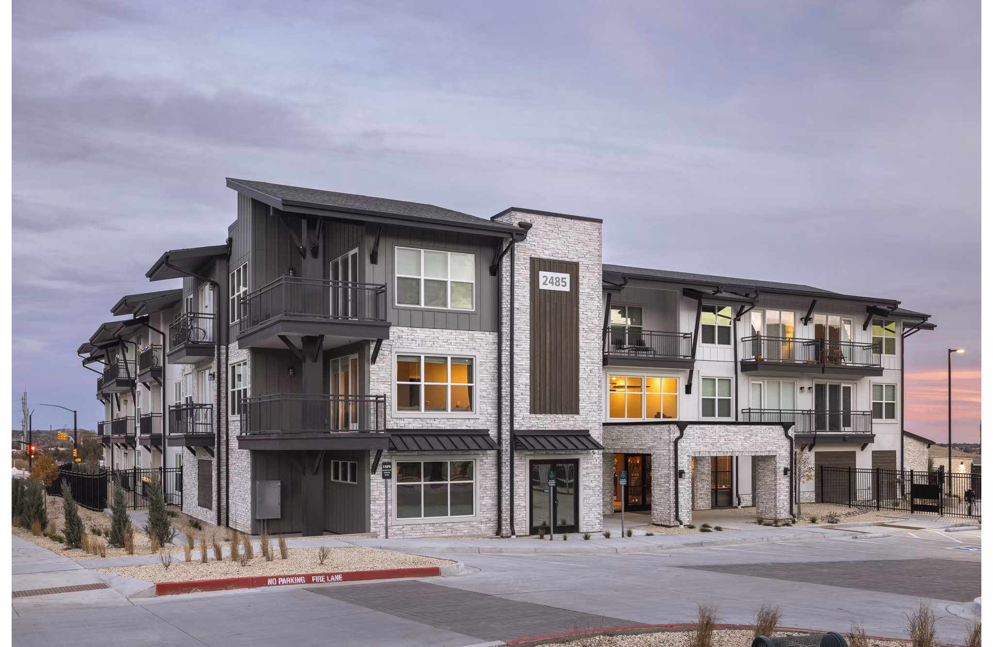 building at Allaso Peak Apartments
