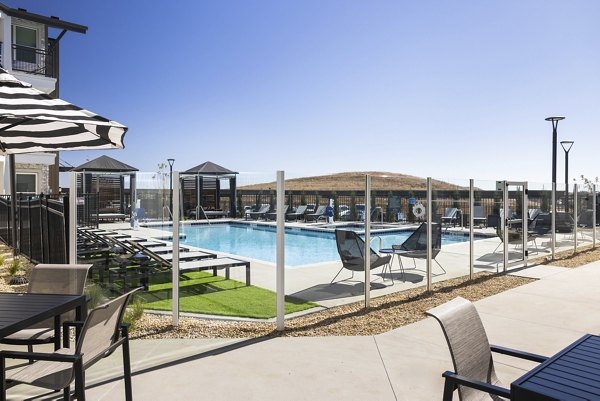 pool at Allaso Peak Apartments