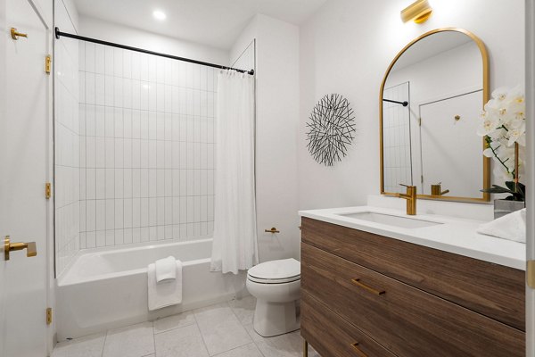 bathroom at Hew at 1515 Apartments 