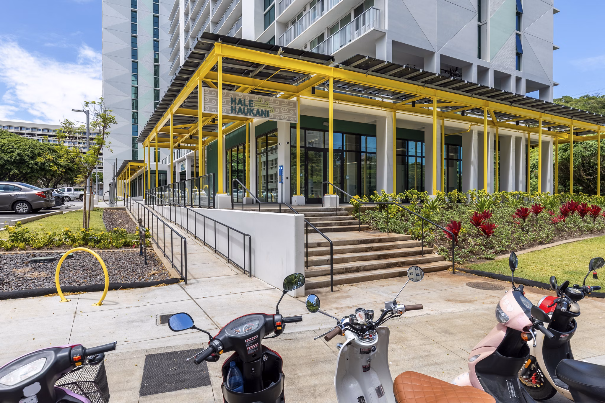 building at Hale Haukani Apartments