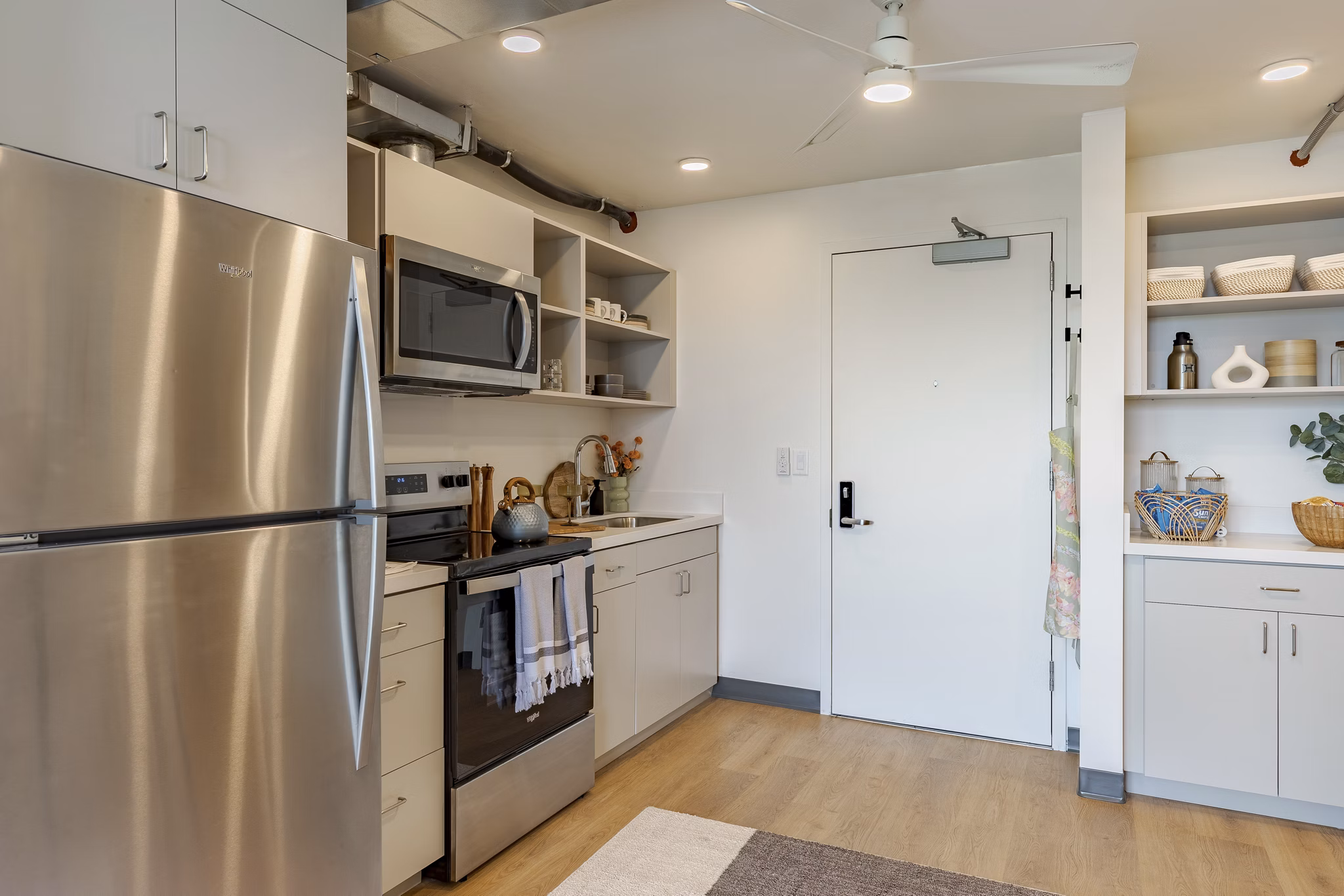kitchen at Hale Haukani Apartments