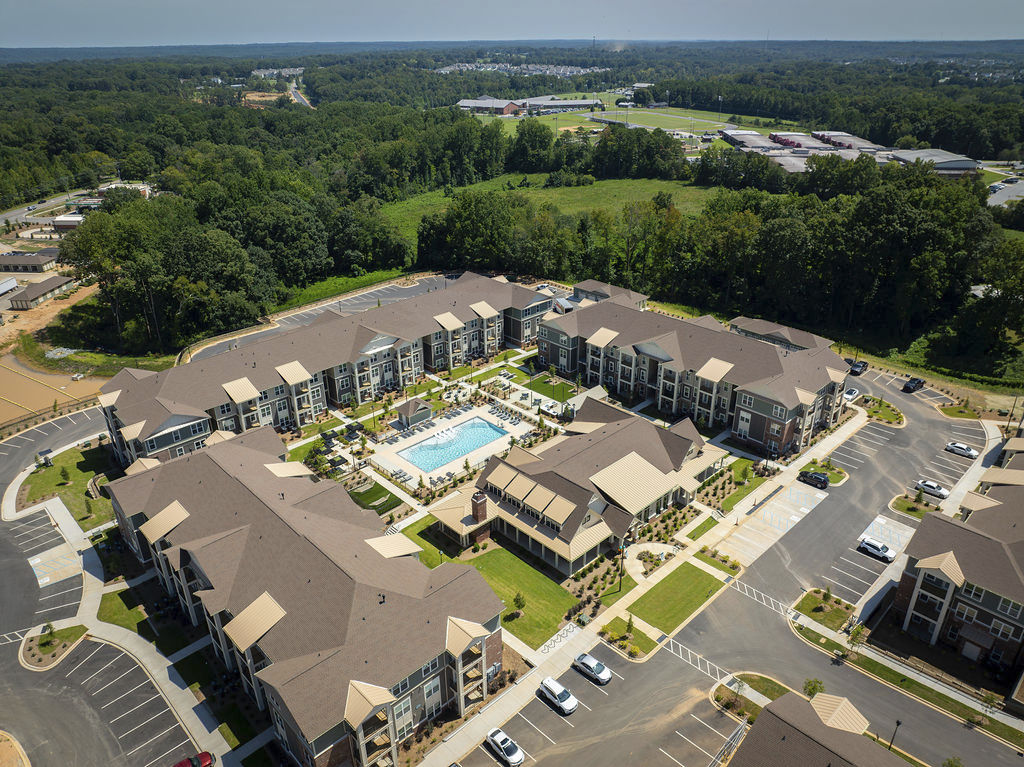 Alta Harris Farms Apartments Mooresville Nc 2 of 12