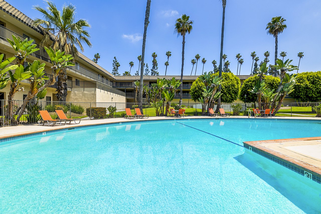 Coronado Palms in Anaheim | Greystar