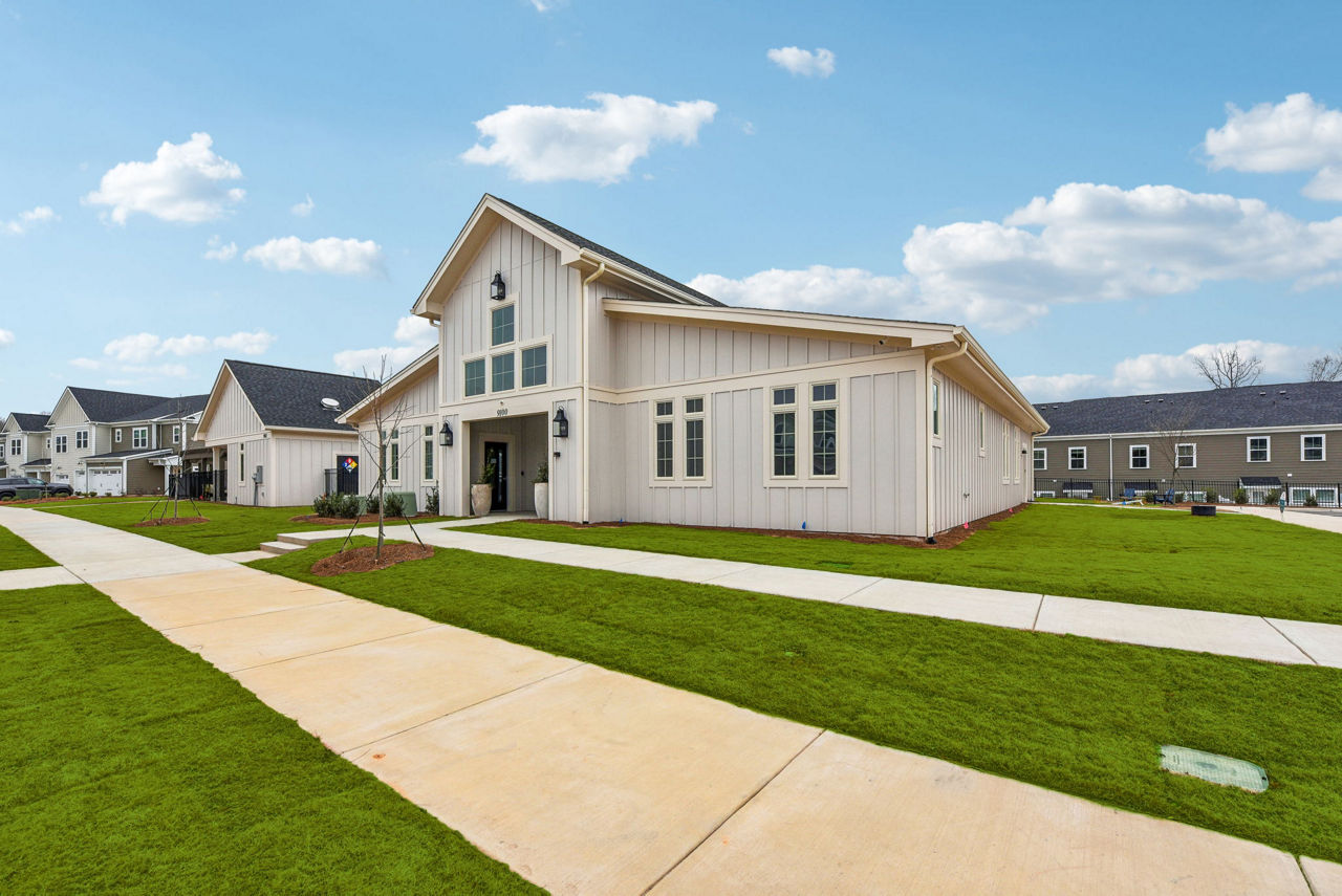 Oak Lake Townhomes Charlotte Nc 2 of 12