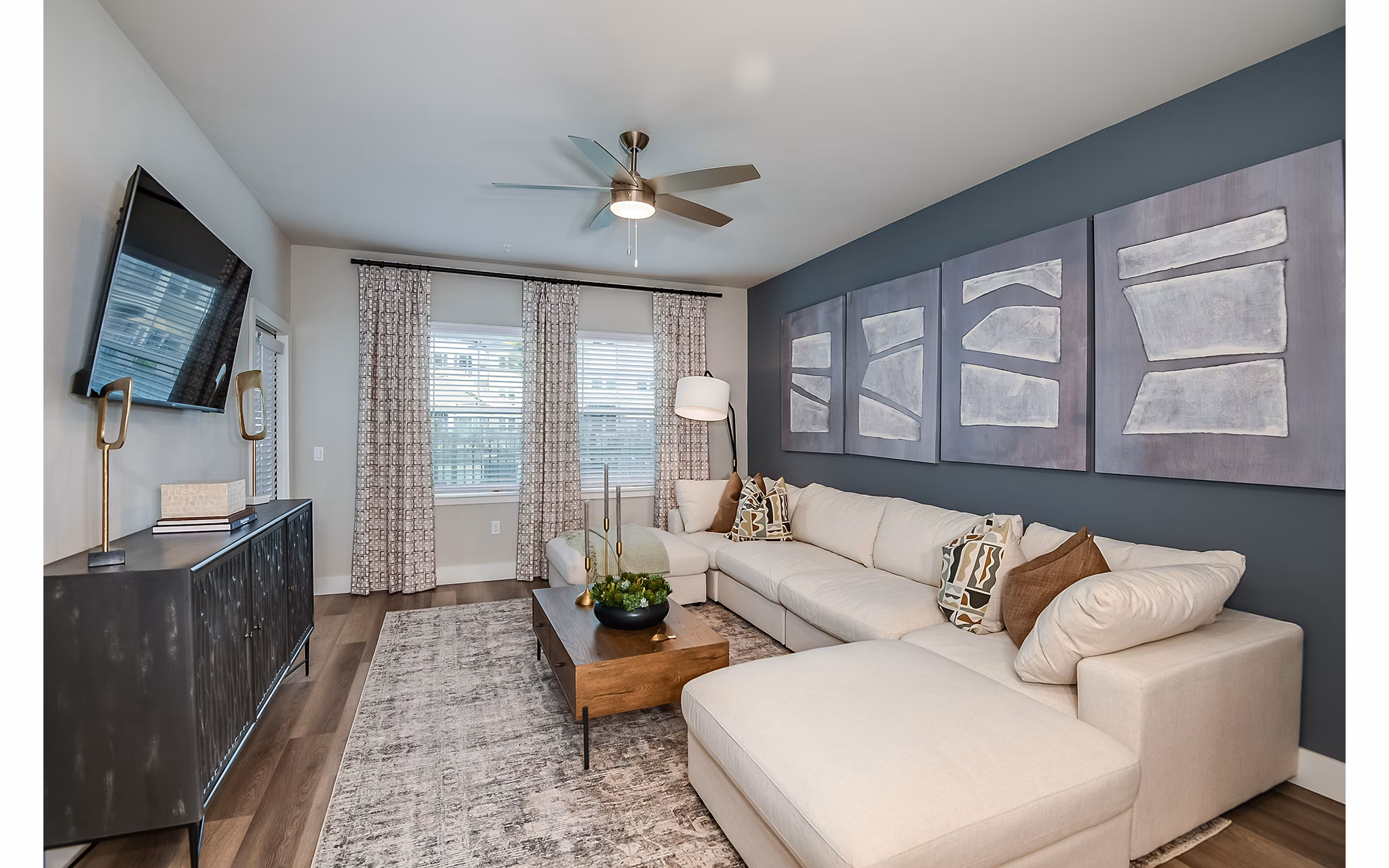 living room at Encore Narcoossee Apartments 