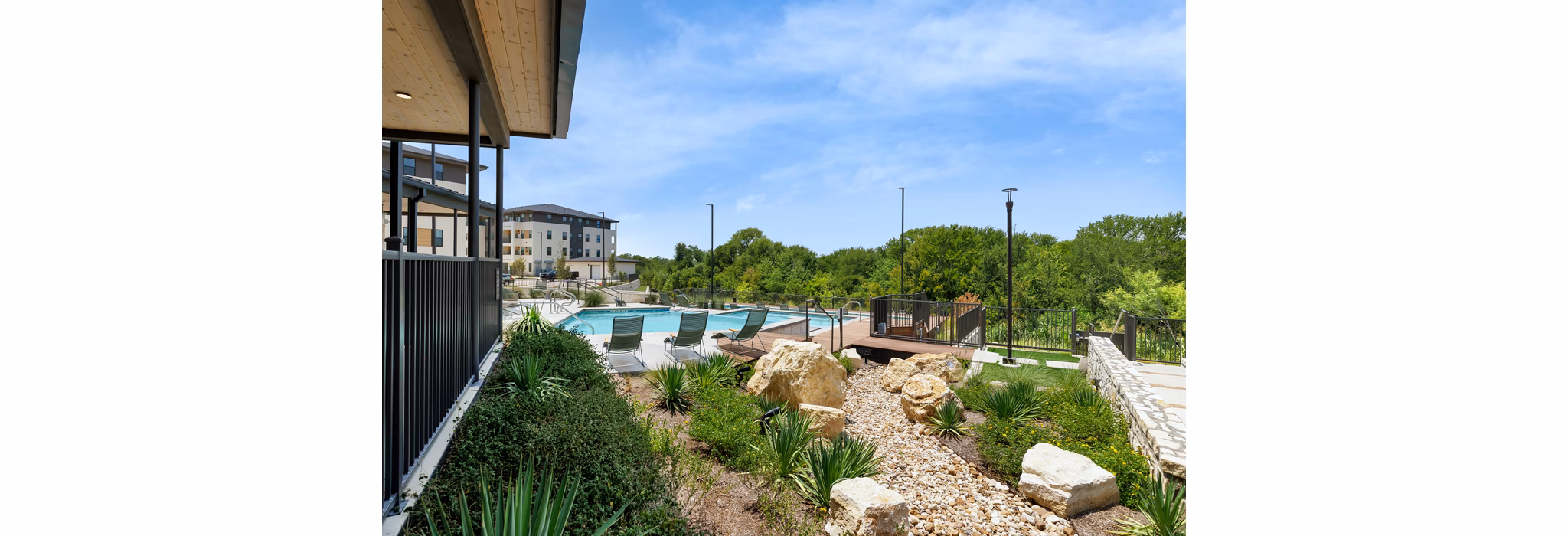 recreational area at Cadena at the Falls Apartments 