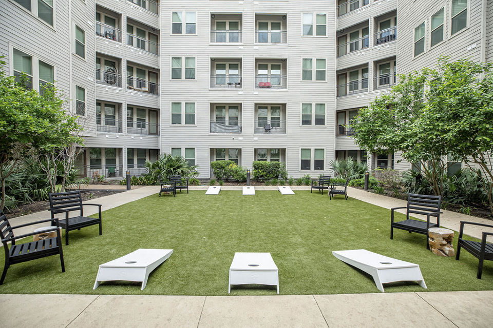 courtyard at District at Memorial Apartments