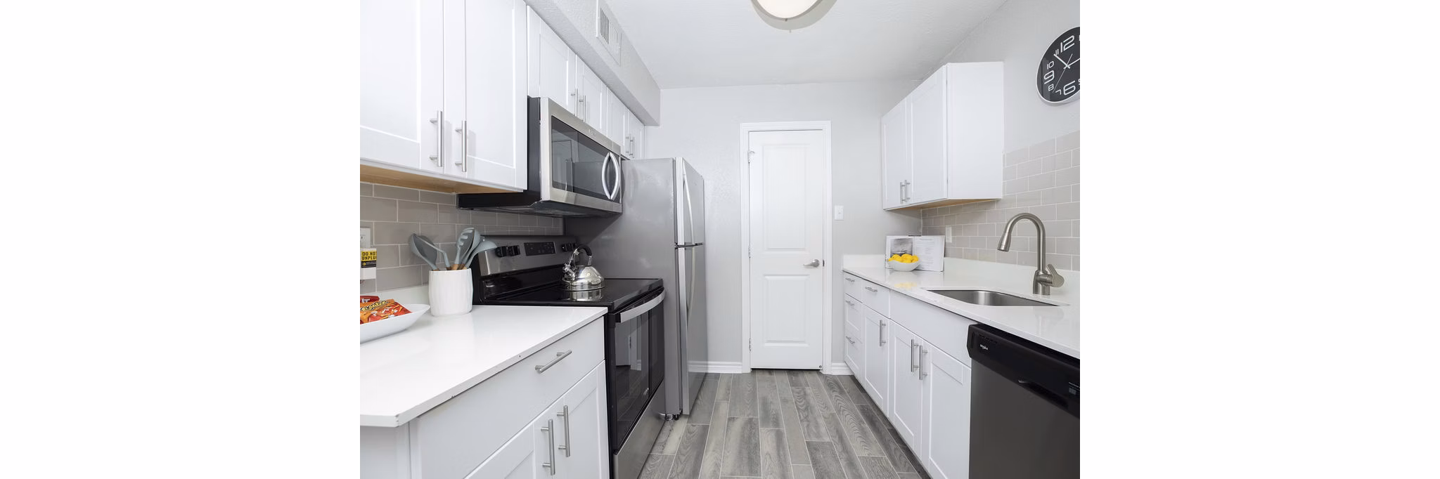 kitchen at Regency Park Apartments