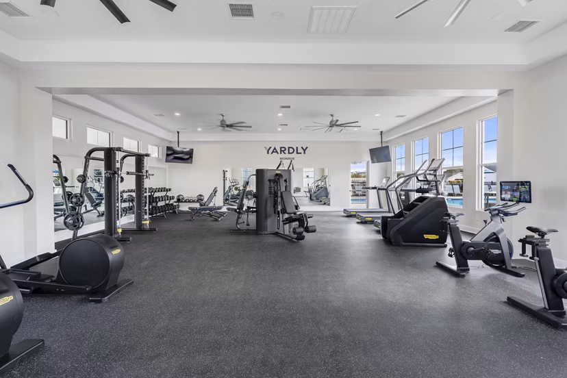 fitness center at Yardly Monroe Apartments 