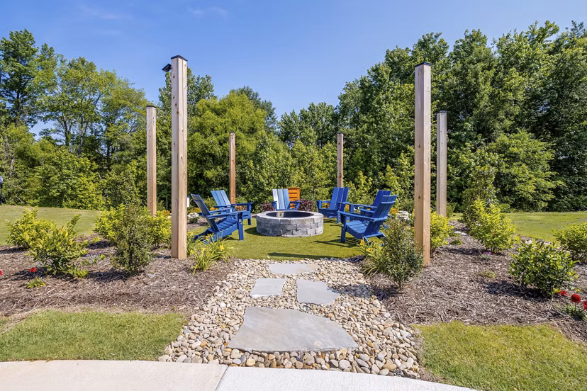recreational area at Yardly Monroe Apartments 