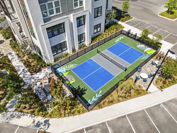 sport court at Novel Independence Park Apartments
