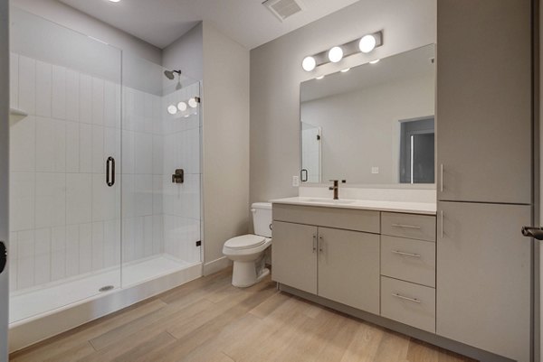 bathroom at Luma Apartments