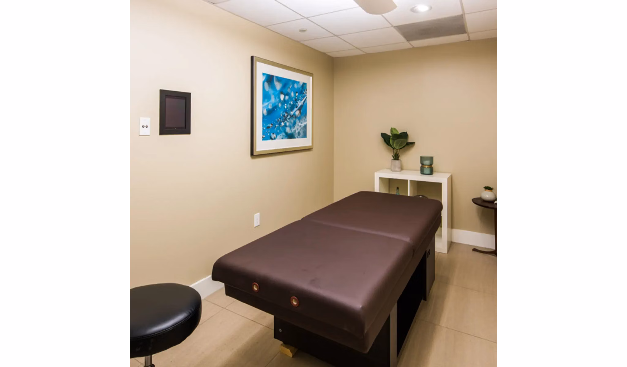 Luxurious spa with tranquil ambiance at Stella Apartments