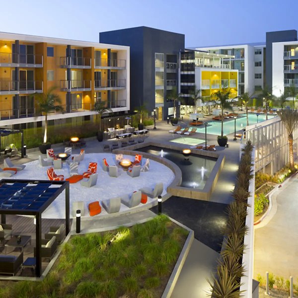 Stella Apartments: Majestic of luxury apartments in a park-like setting, perfect for those seeking tranquility and elegance