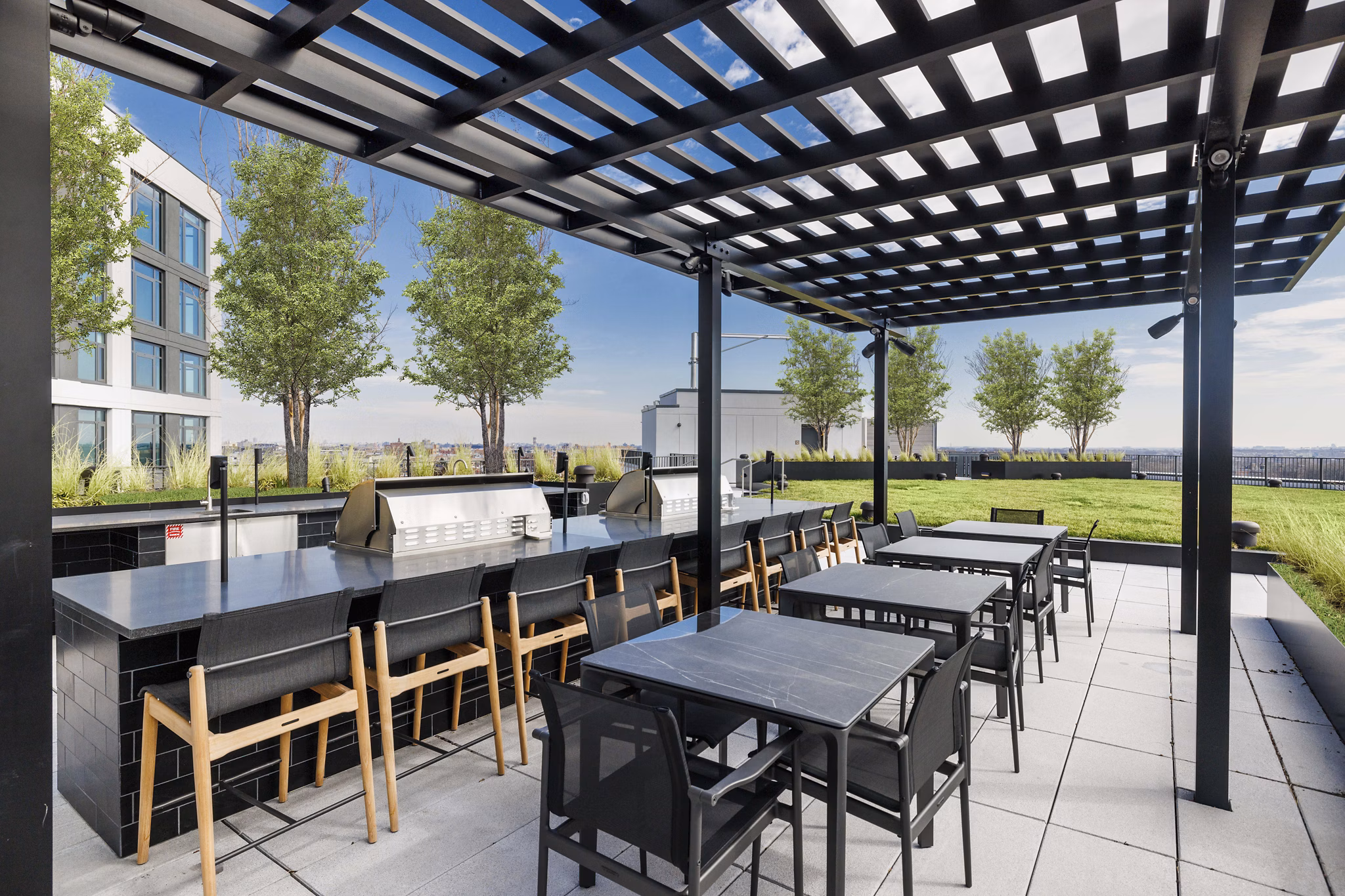 grill area at Hearthstone Apartments