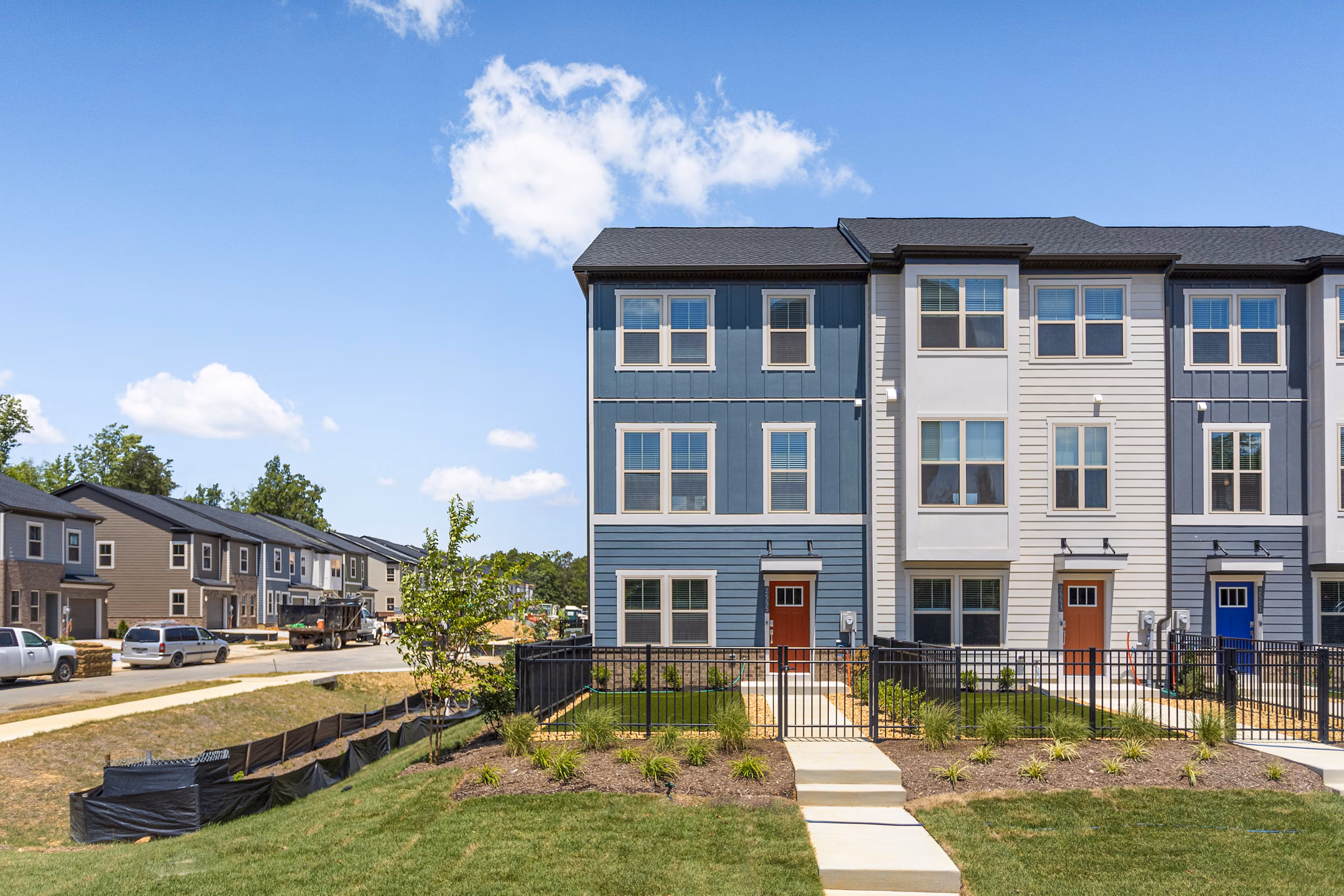clubhouse at Sunstone Grove Apartments 