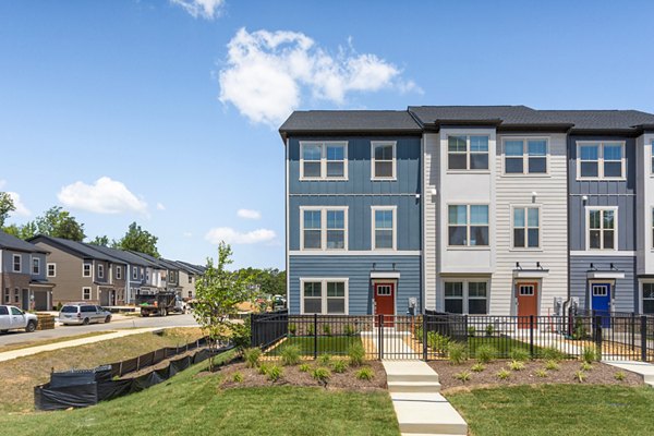 clubhouse at Sunstone Grove Apartments 