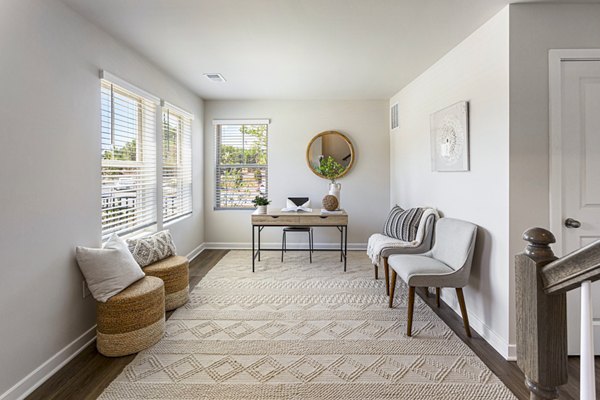 clubhouse at Sunstone Grove Apartments 