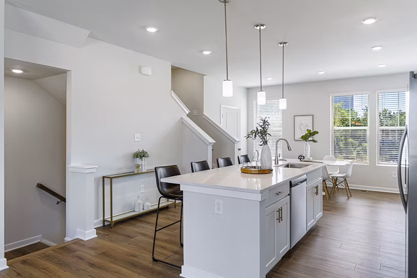 clubhouse at Sunstone Grove Apartments 