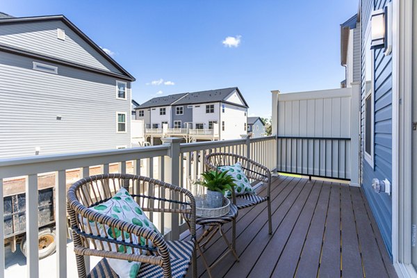 patio at Sunstone Grove Apartments 
