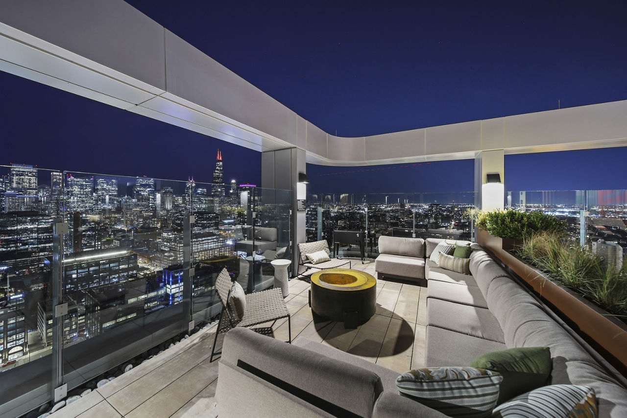 Roof deck at Flora (3 of 3)