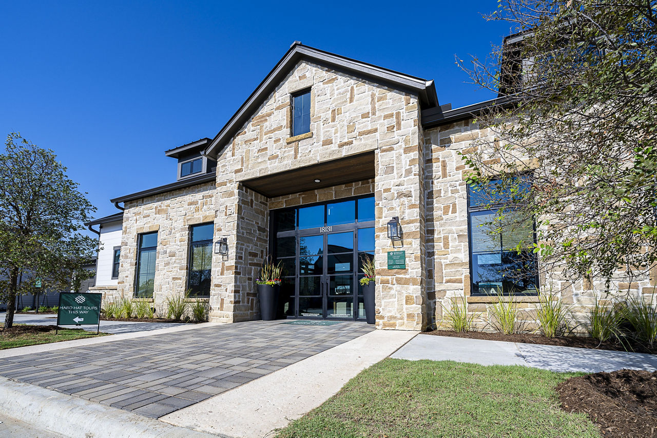 Mirella Cypress Tx 8 of 12