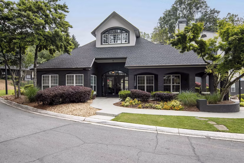 Morgan Place Apartments: Elegant of luxury apartments in urban setting