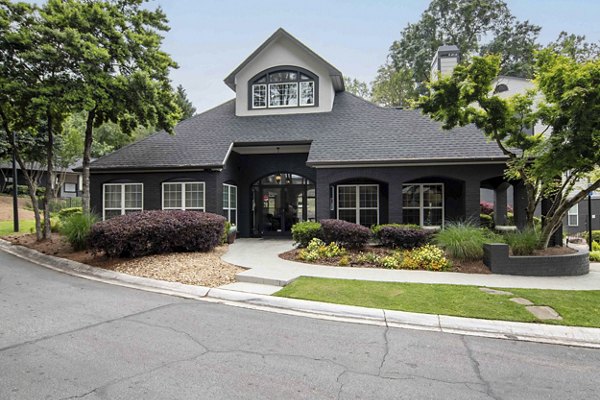 Morgan Place Apartments: Elegant of luxury apartments in urban setting
