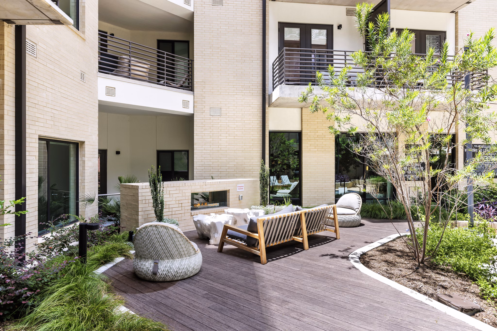 grill area at The Bouldin Apartments 