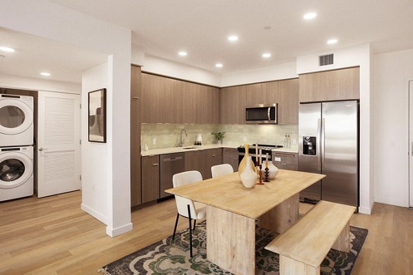 dining room at Alta Oceanside Apartments