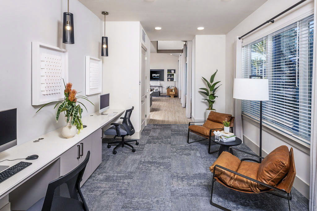 Work space at Prose Lakeside