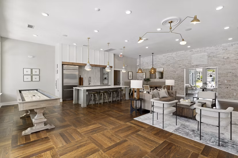 clubhouse at The Isley at Windsor Hill Apartments 