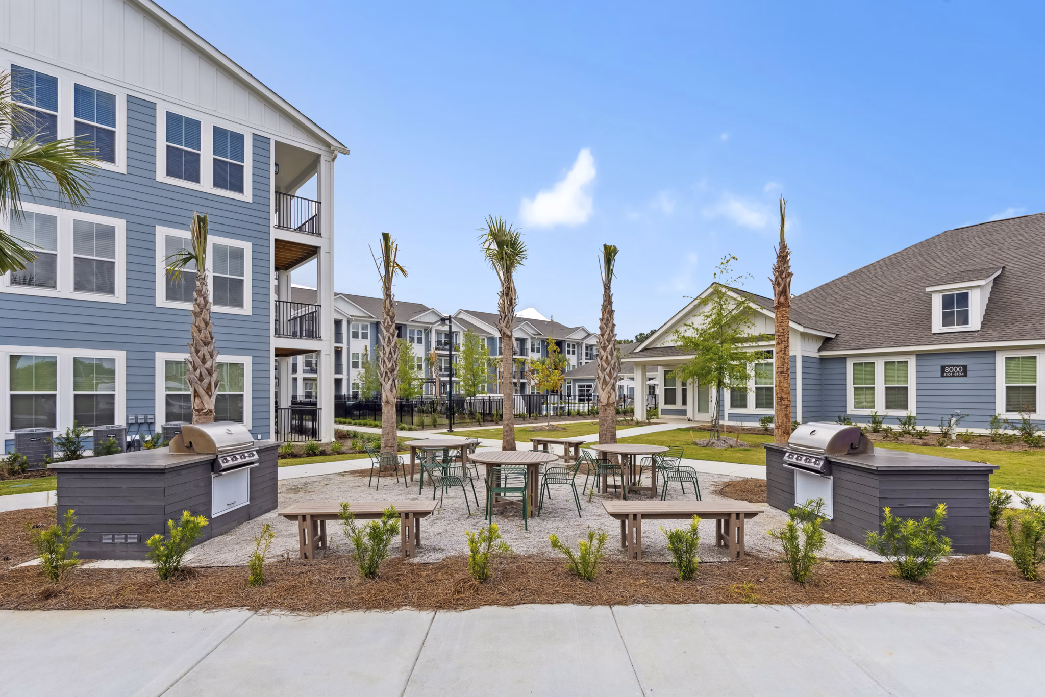 grill area at The Isley at Windsor Hill Apartments 
