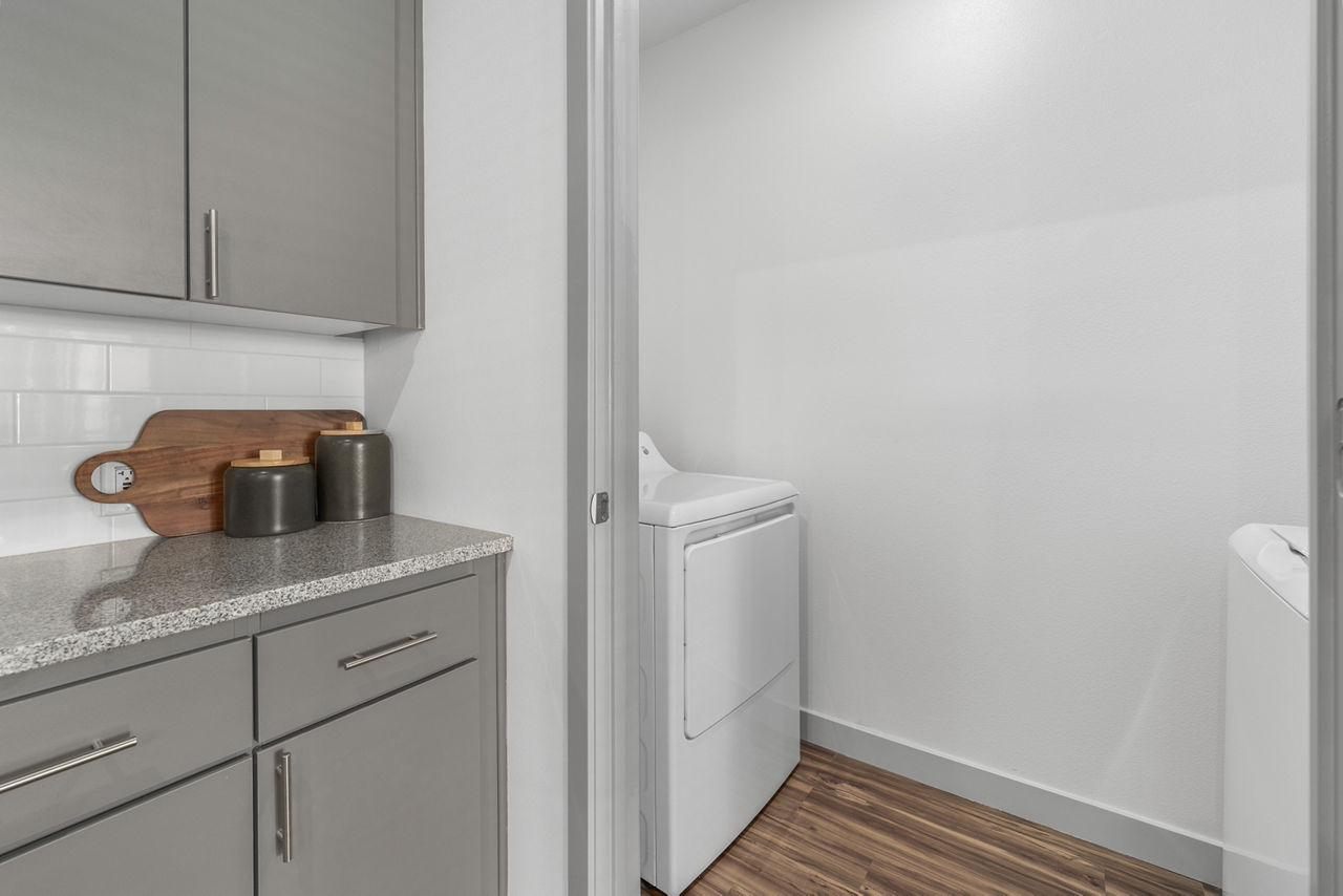 Laundry room at Bask Deer Valley